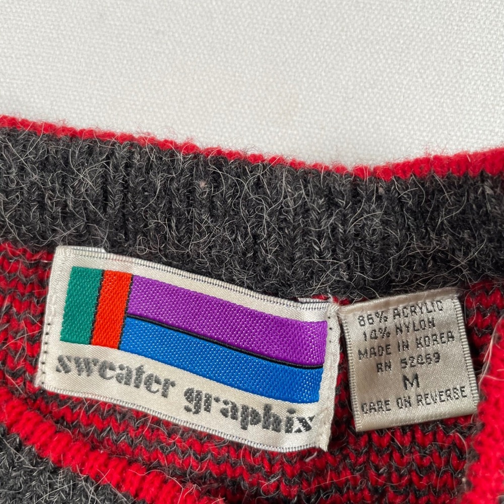 Sweater Graphix Men's Geometric Print Crewneck Sweater Size Medium Gray‎ Red - Picture 6 of 6